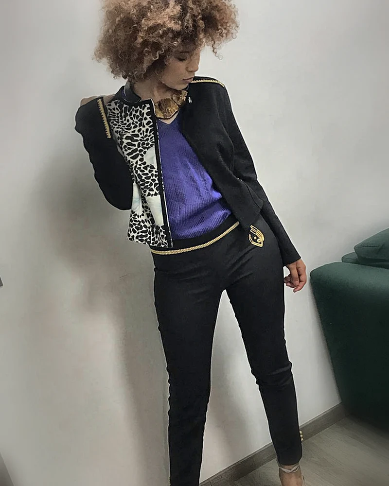 Veste Noire Brodée Or — Alif Design